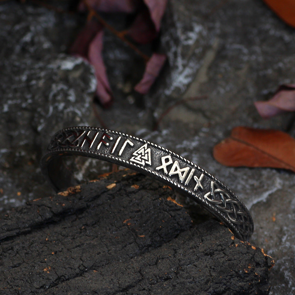 Adjustable Two-Color Viking Rune Triangle Bracelet